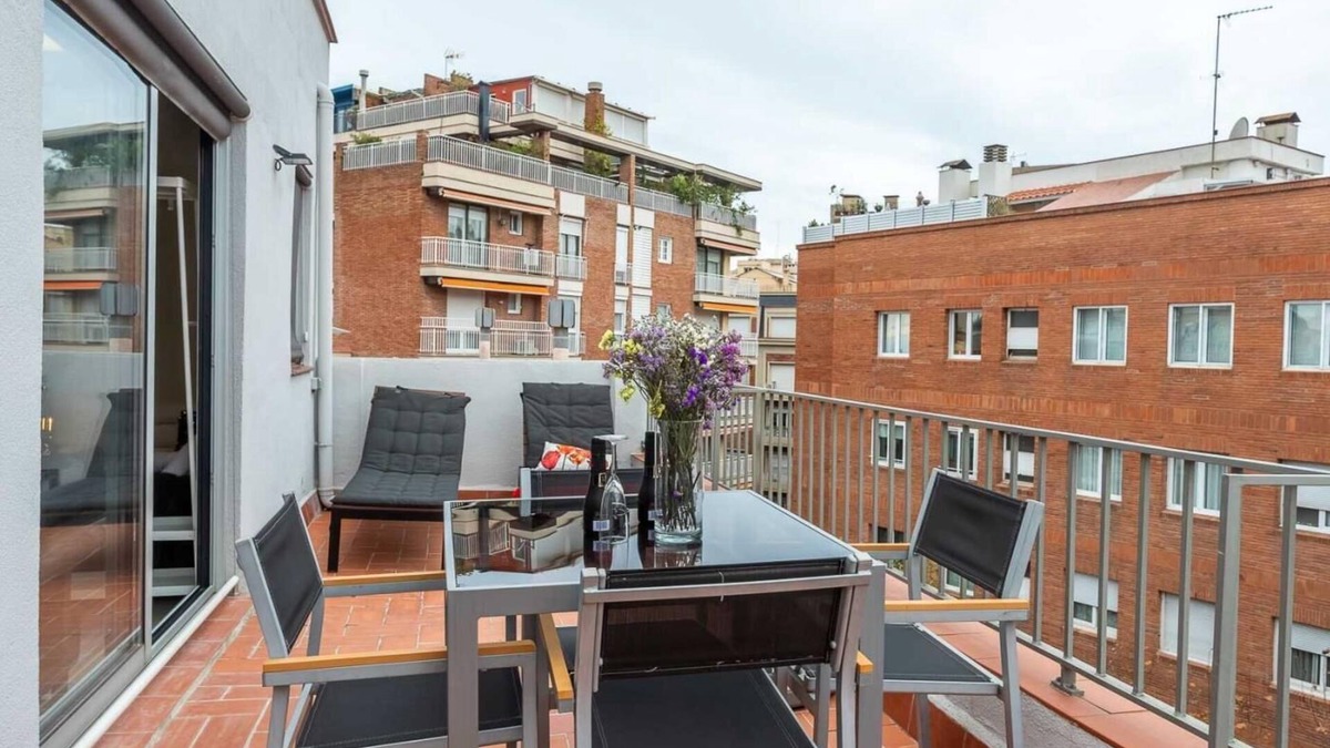 El Putget i Farro Apartment | My Space Barcelona Penthouse renovated in the center of Barcelona for months