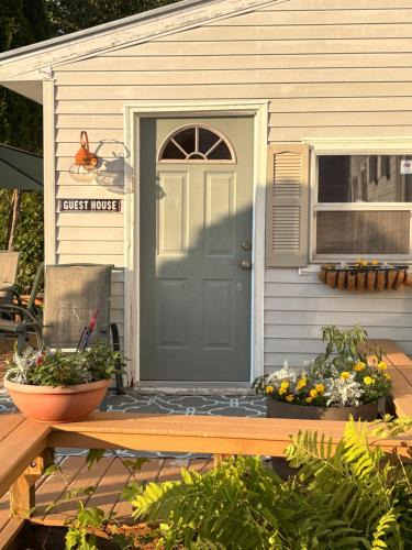 Oakland House | My Valhalla Farm