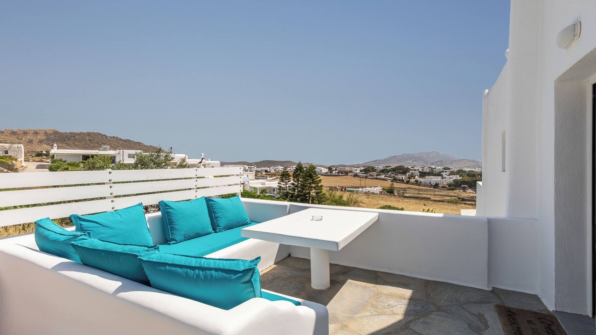 Ano Mera House | Mykonian Breeze