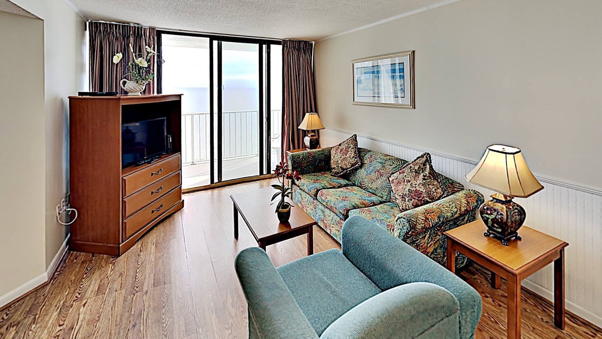 The Dunes Condo | Myrtle Beach Retreat | Ocean Views | Pool Access | SBC 1022