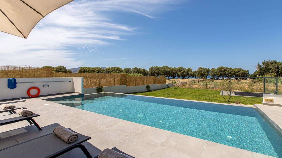 Tavronitis Villa | Myrtle Villa - Three Bedroom Villa, Sleeps 6