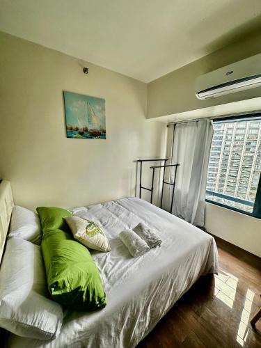 San Antonio Apartment | MyScape at Air Residences Makati