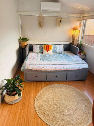 Wentworthville House | Mystic Gardens with private entrance and bathroom
