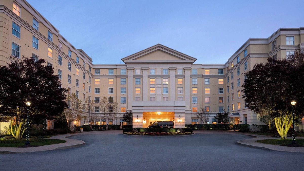 Groton Hotel | Mystic Marriott Hotel and Spa
