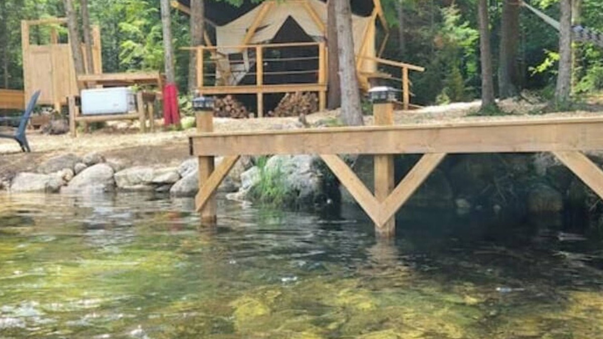 Chatsworth Cabin | Mystic River Retreat Waterfront Glampingnn