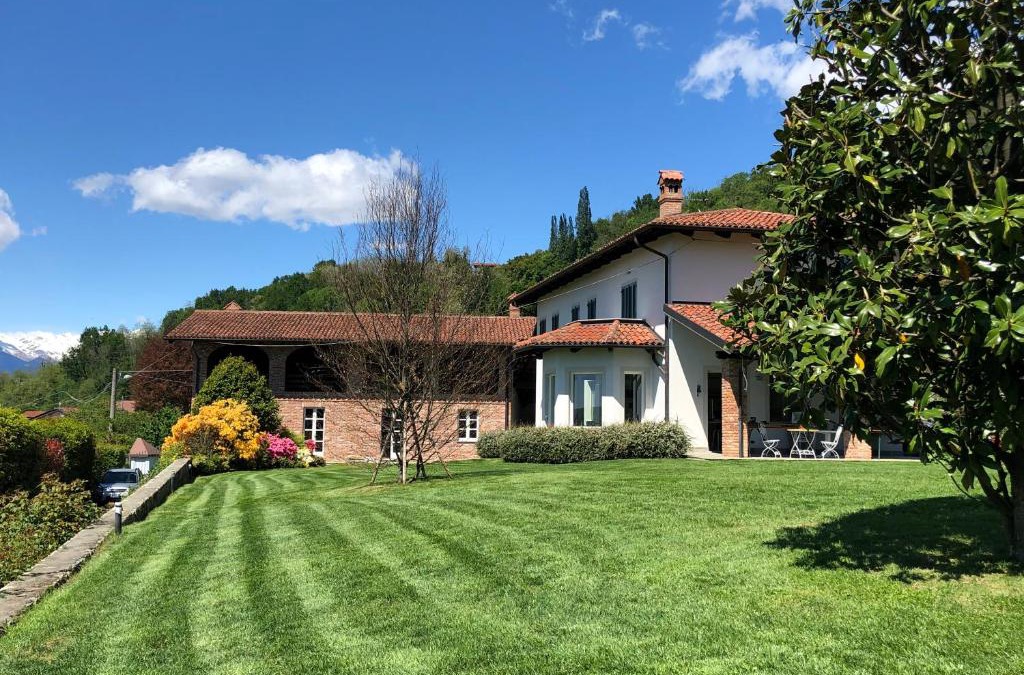 Palazzo Canavese Bed & Breakfast | MyVilla B&B