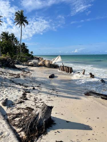 Manyoni House | Mzimu guest house with ocean views