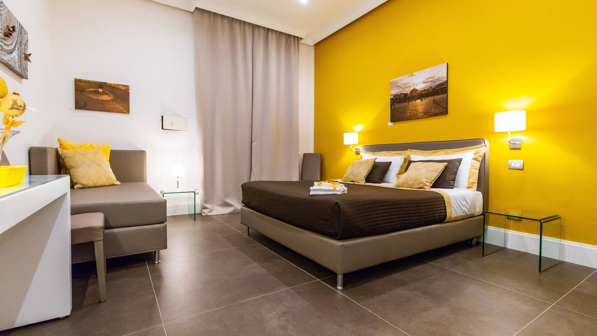 Santa Lucia Apartment | n'apARTment - art in the heart of Naples