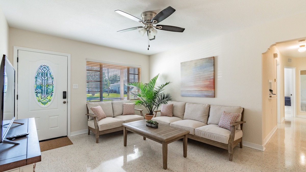 Oakford Park House | N HYDE PARK, UT, RIVERWALK, AMALIE, RAYMOND JAMES STADIUM, SOHO,MIDTOWN 5 STARS!