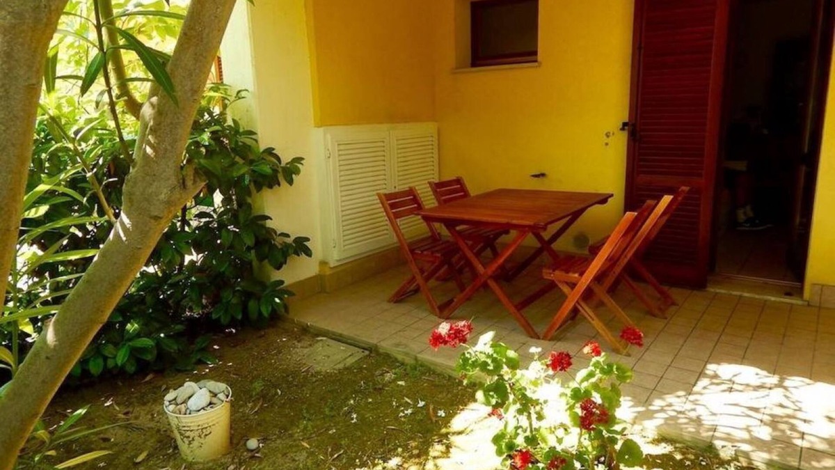 Sirolo Apartment | N098 - Numana, new three-room apartment with garden in a residence with pool