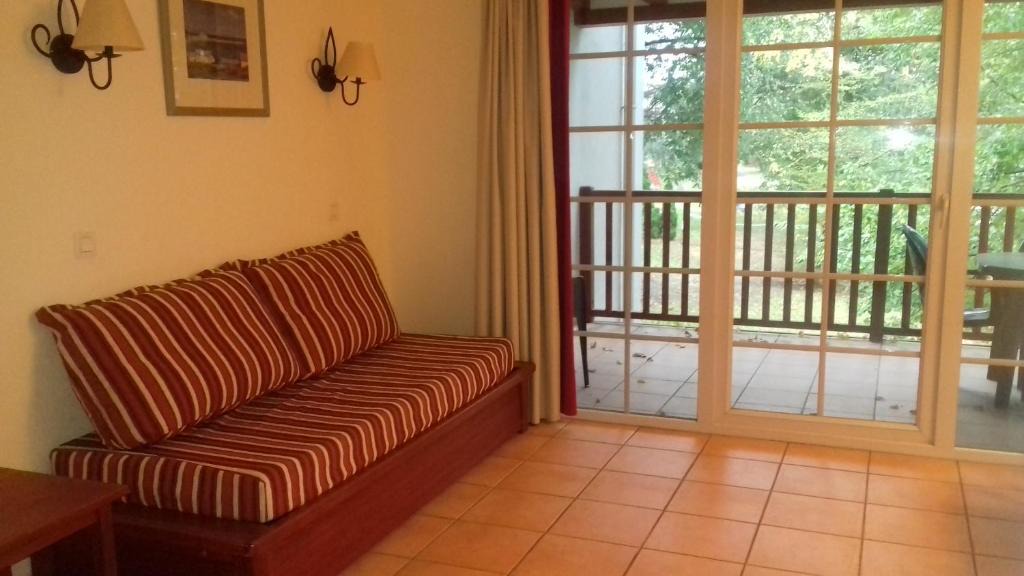 Uhart-Cize Apartment | N101, parc d'arradoy-St J P de Port