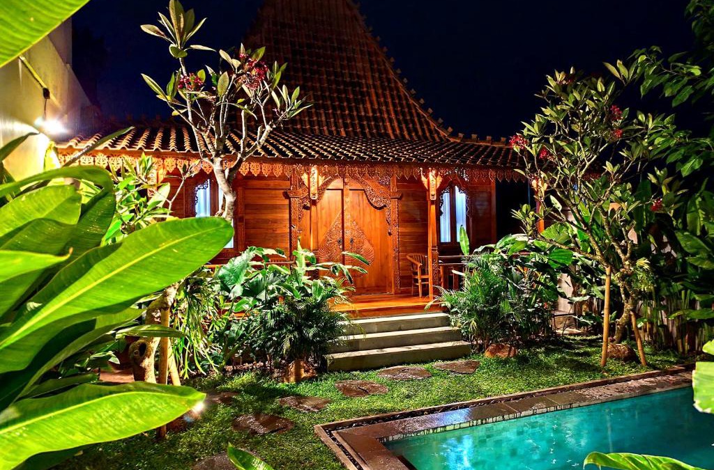 Panjer Villa | Na Uli Villa Renon