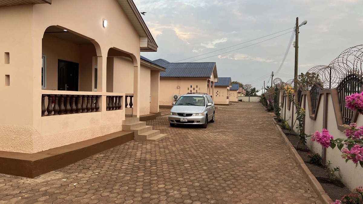 Tamale House | Naayina Vacation Villas #AS177nYour Home away from Home