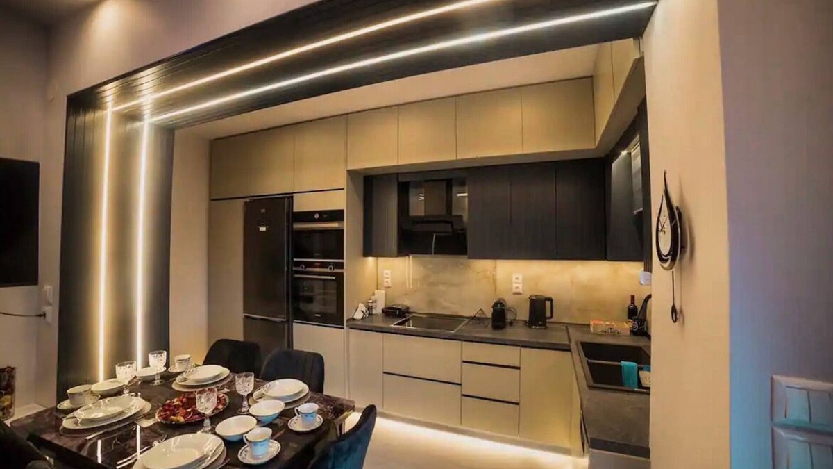 Larissa Apartment | Nadia's Luxury Apartment