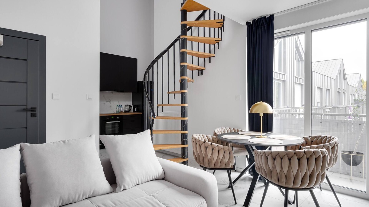Nowe Miasto Apartment | Nadolnik 2-Bedroom Apartment