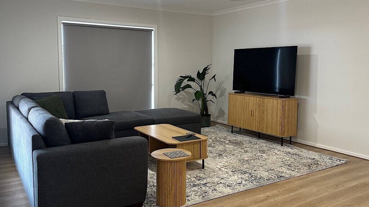Nagambie House | Nagambie Lakes: 5 BR, 2 BA in Nagambie, Sleeps 10