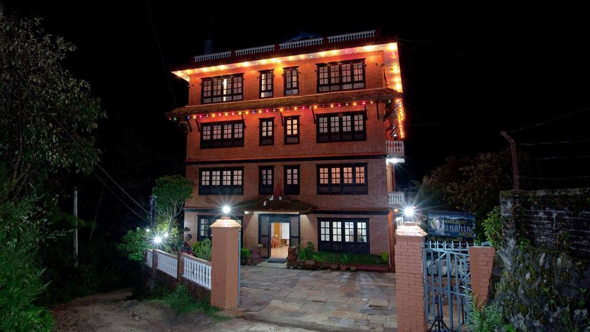 Baluwapati Deupur Hotel | Nagarkot Sunshine Hotel