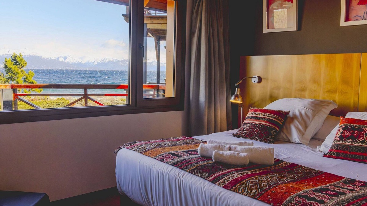 Dina Huapi Condo | Nahuel Mirador 1st Floor Lake View Bariloche