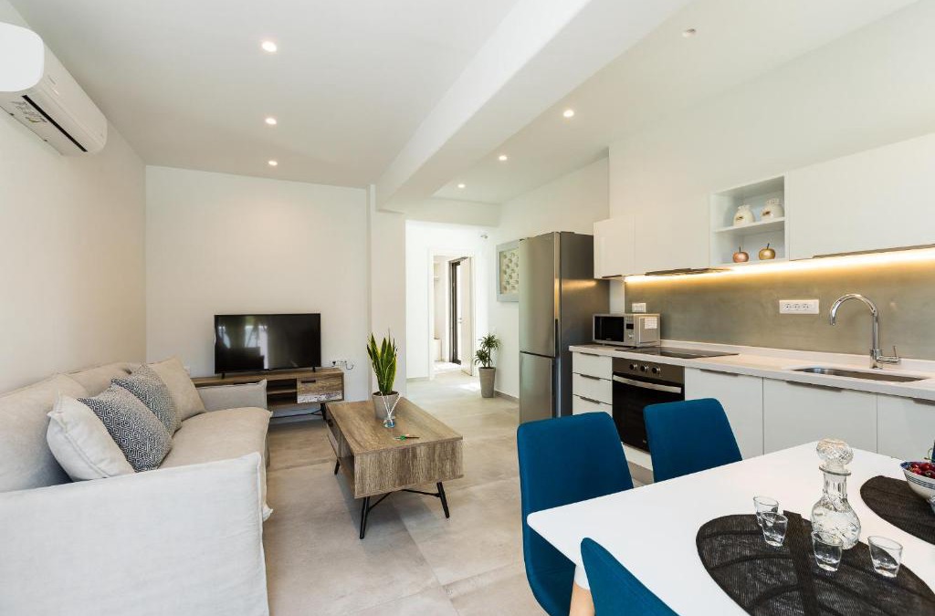 Plakias Apartment | Naiades Apartment- Minthi/1 bedroom, beachfront