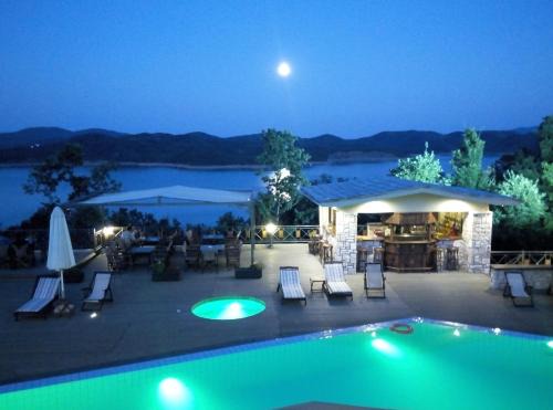 Lake Plastiras Hotel | Naiades Hotel Resort & Conference