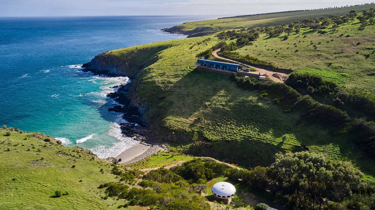Deep Creek House | Naiko Retreat, secluded luxury retreat in Deep Creek with private beach.