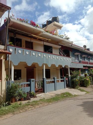 Stuart Hill House | Nakshatra Homestay