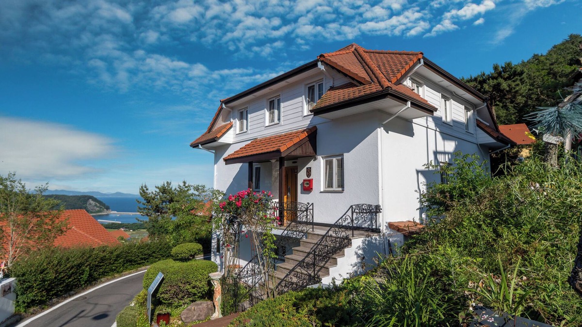 Mulgol House | Namhae German Village Frankfurt Story