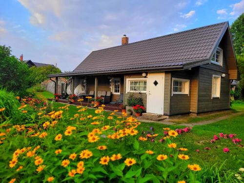 Lapmezciems Parish House | NAMIŅŠ PIE JŪRAS