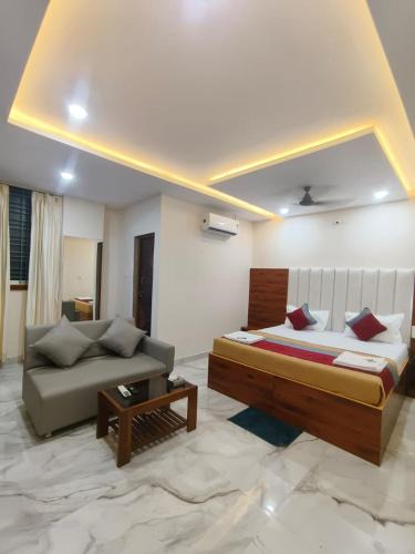 Dharwad Hotel | Nandi residency