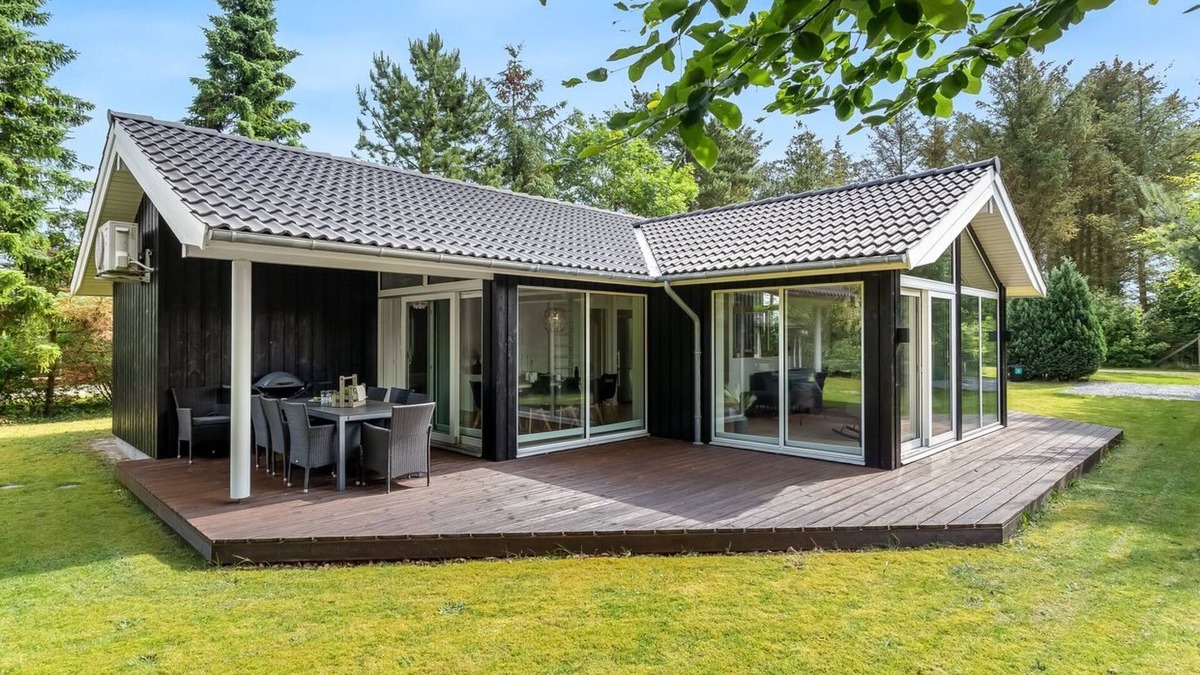 Haslevgarde House | "Nanni" - from the sea by Interhome