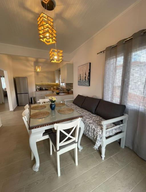 Spetses Apartment | Nano's House Οροφοδιαμέρισμα στο κέντρο