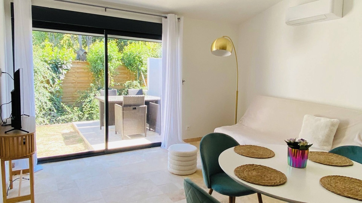 Nans-les-Pins House | Nanséa Lodge in Provence