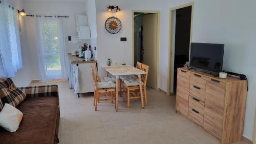 Balatonfenyves Villa | NapLevente