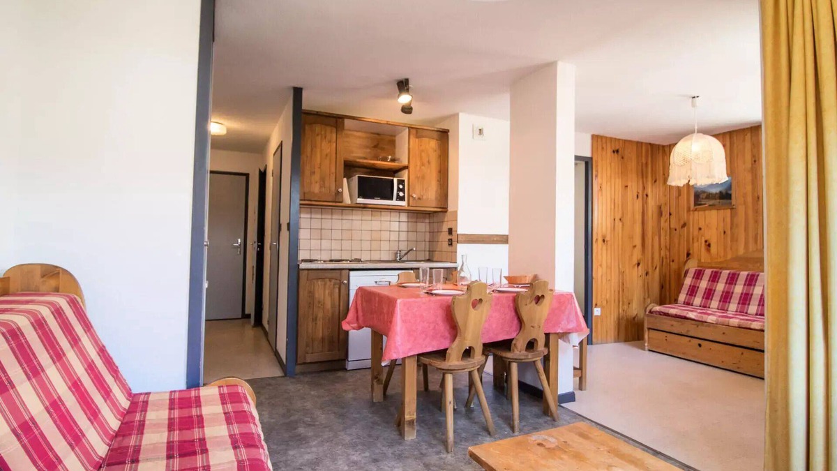 Val Cenis Apartment | Napoleon Quarter Residence - 2 Rooms for 4 People