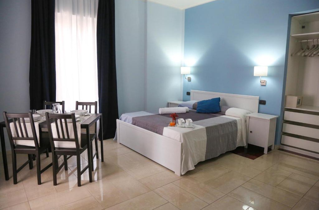 Margherita di Savoia Bed & Breakfast | Napolitano Palace
