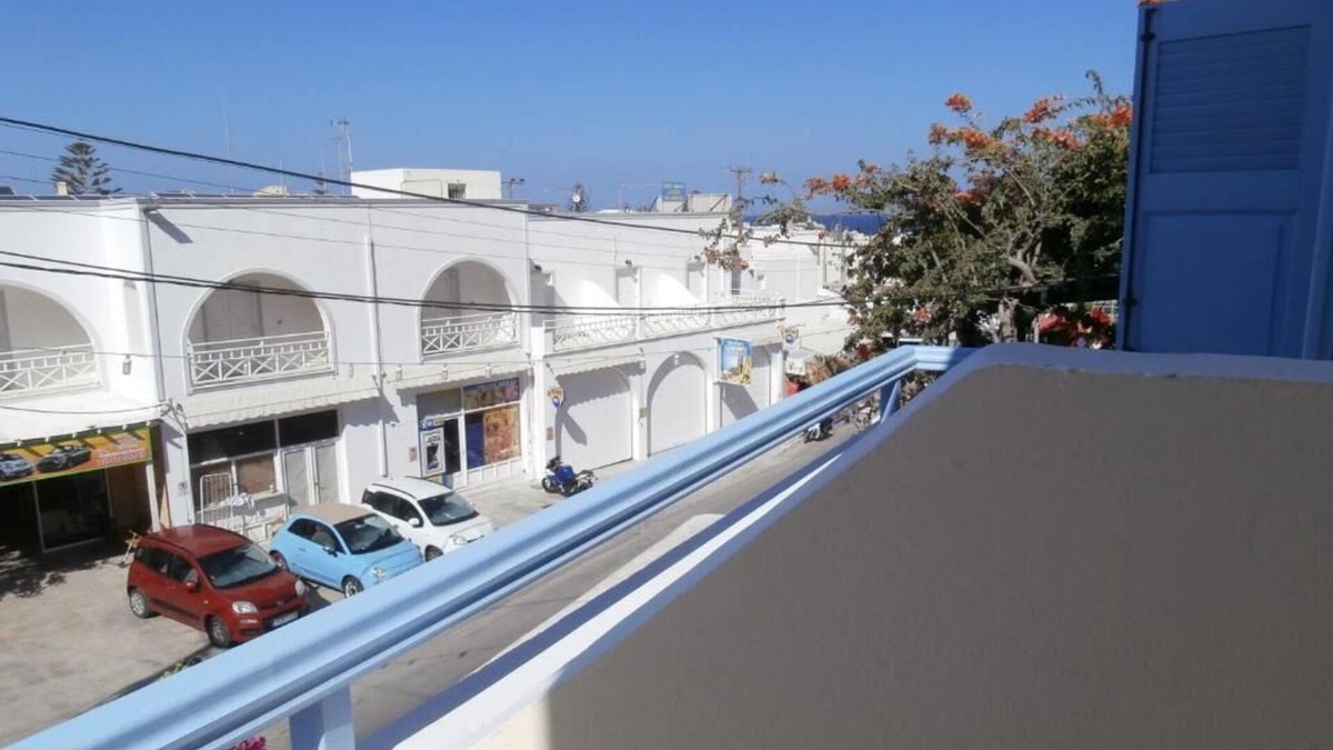 Kamari Hotel | Narkissos Hotel
