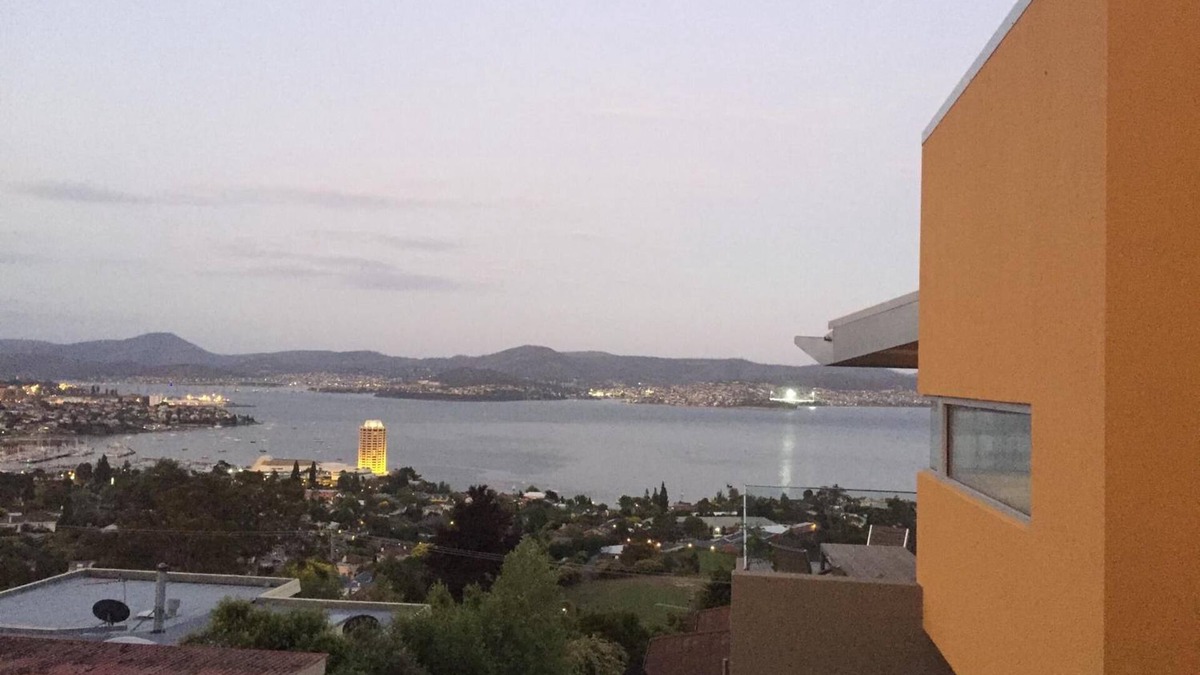 Hobart Central Business District Hostel | Narrara Backpackers