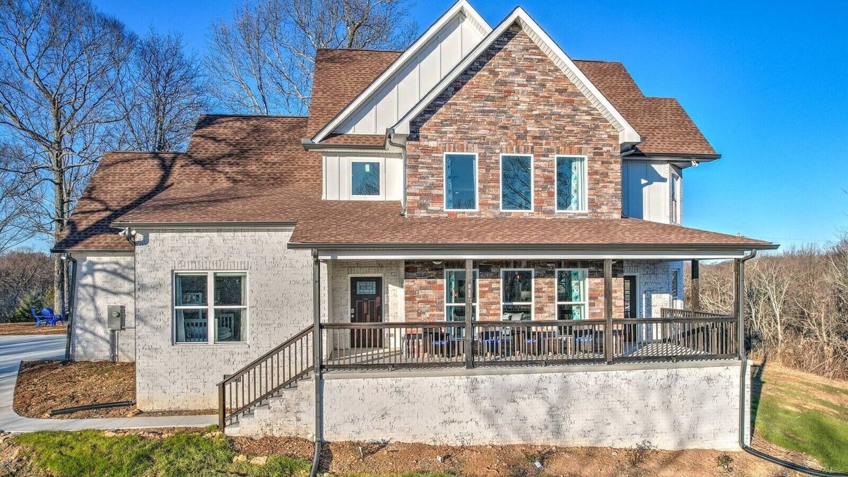 Goodlettsville House | Nashville Getaway! Just 20 min from Nashville! Amazing views! Peaceful setting!
