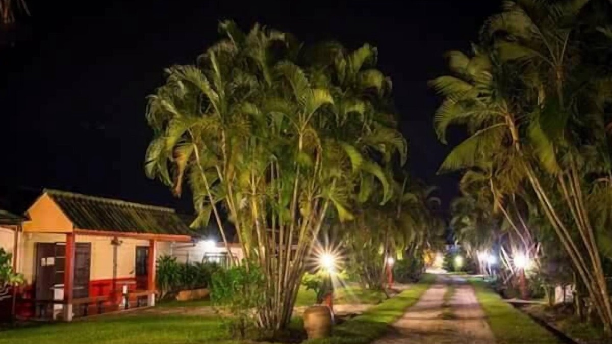 Thoeng Hotel | Nason Resort