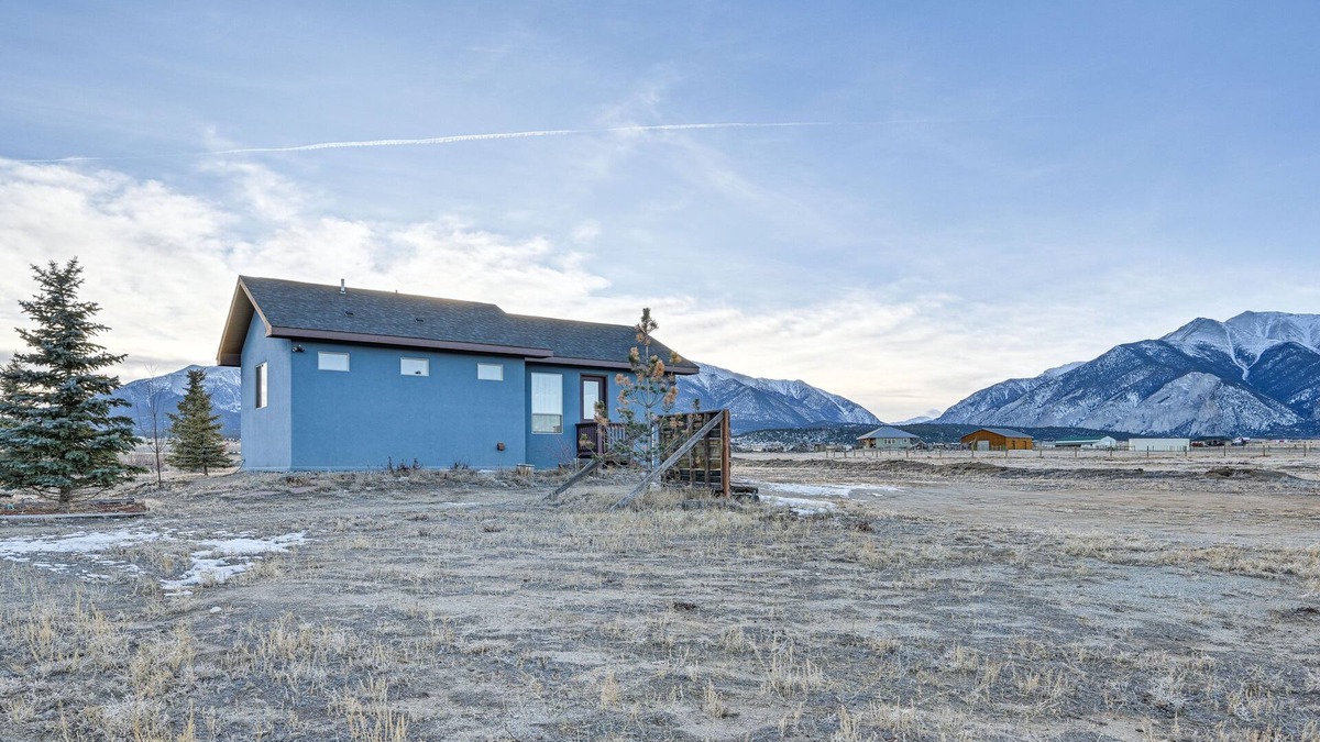 Nathrop House | Nathrop Vacation Rental w/Stunning Mountain Views