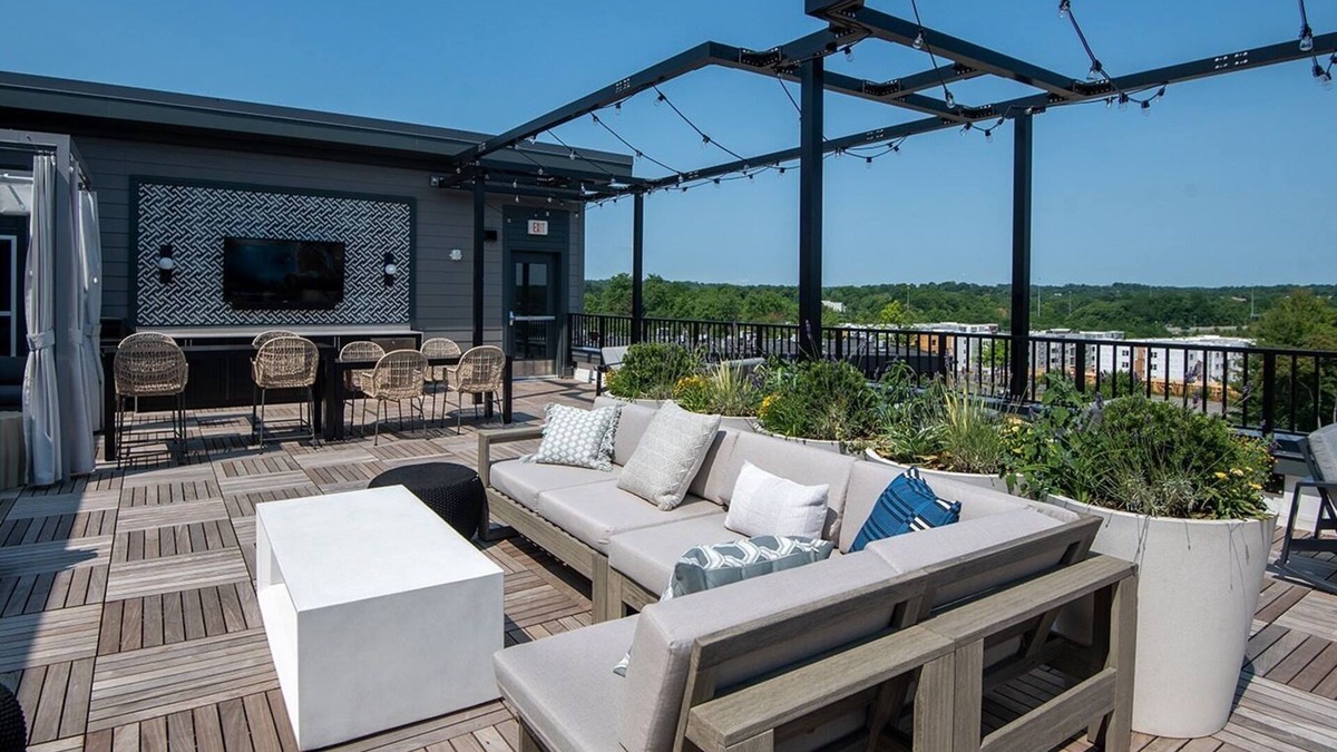 Woodbridge Apartment | National at Occoquan River - Woodbridge