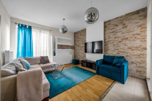 Nowa Praga Apartment | National Stadium - 7th Floor, Parking and Balcony - By Rentujemy