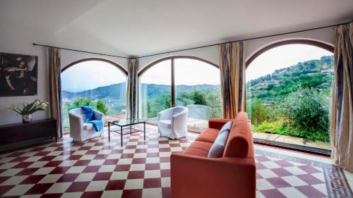 Castellabate House | Natursteinvilla mit Meerblick , 2km über dem Meer-Cilentissimo