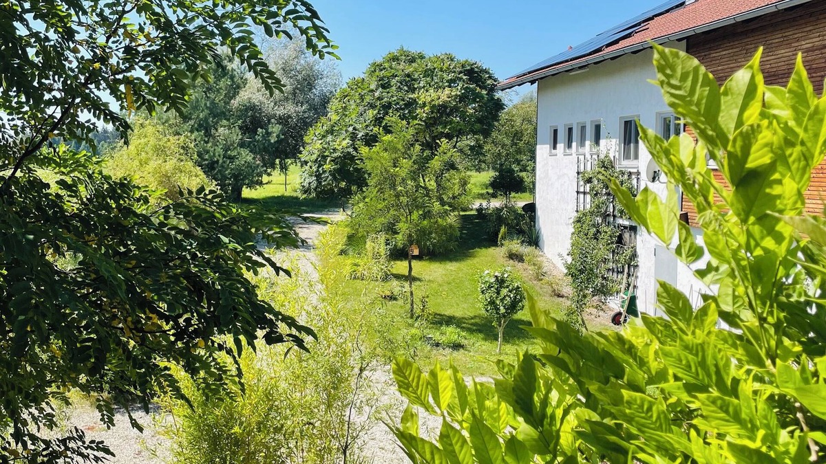Tittmoning Apartment | Natur-retreat am Leitgeringer See bei Tittmoning
