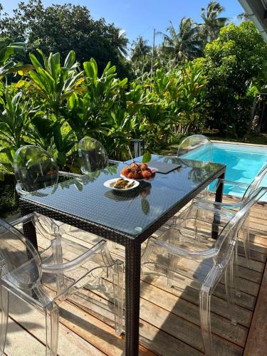 Teahupo'o House | Natura OM Teahupoo surf lodge