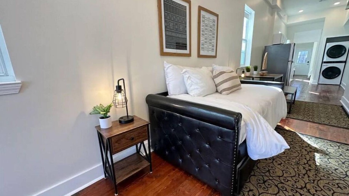 West Riverside House | Natural Beautiful Home -15 Mins to French Quarter!