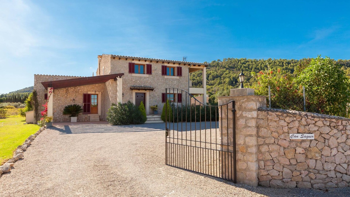 Alcudia House | Natural stone finca Can Saguer near Alcudia/Pollenca