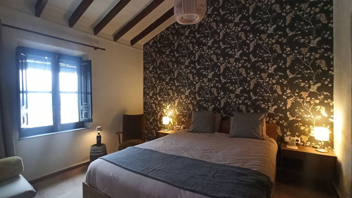 Yecla Bed & Breakfast | Naturaleza y Vino! Habitación en Casa Rural con piscina al pie del Monte Arabí