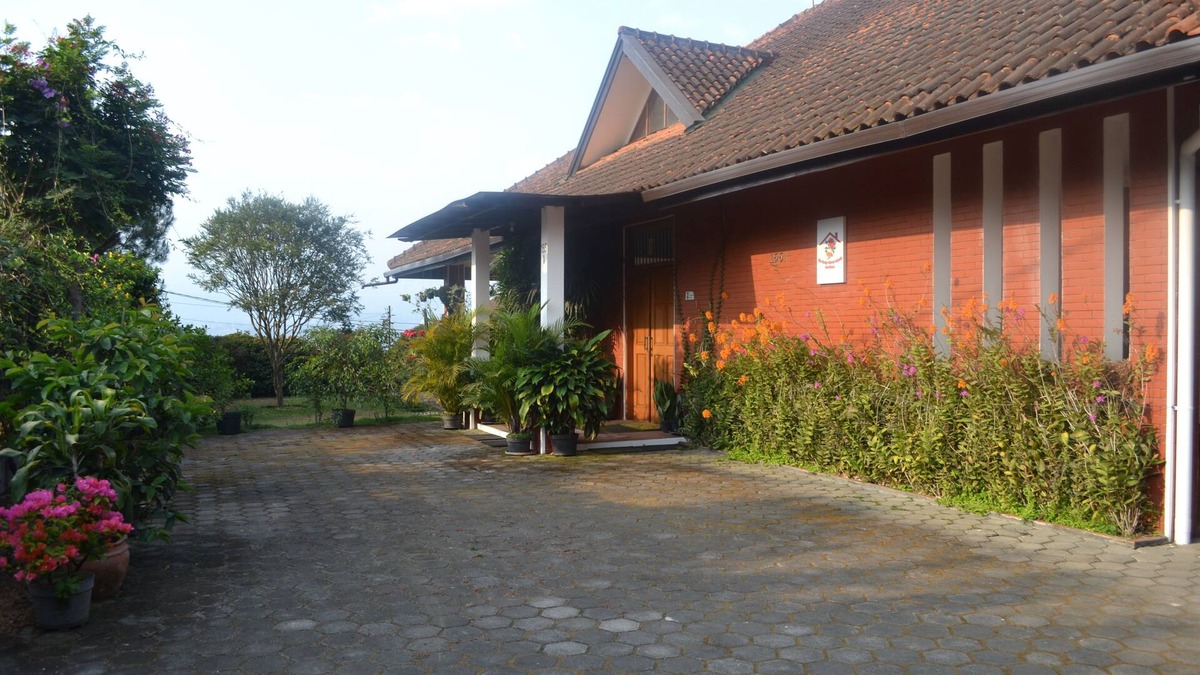 Lembang Villa | Nature 3 bedroom villa in Lembang
