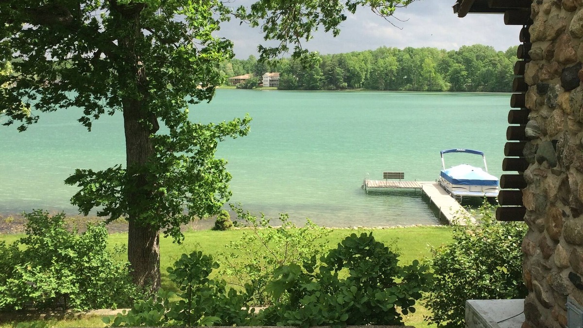 Howe Cabin | Nature, Amish country and Notre Dame- the perfect combination